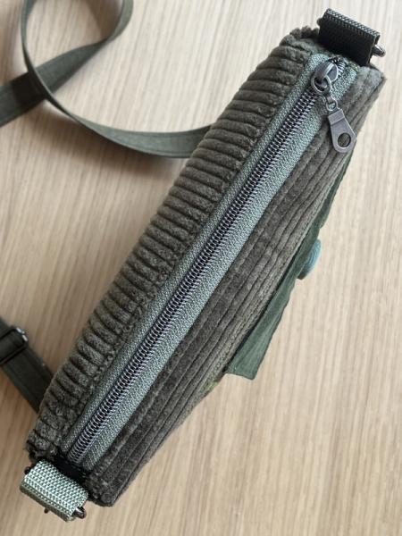 "Flickenwerk II mit Tasche" - GRÜN-MINT